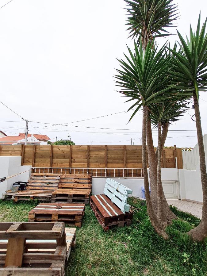 Cloud To Chill Surfhouse Baleal Hostel Ferrel  Exterior photo