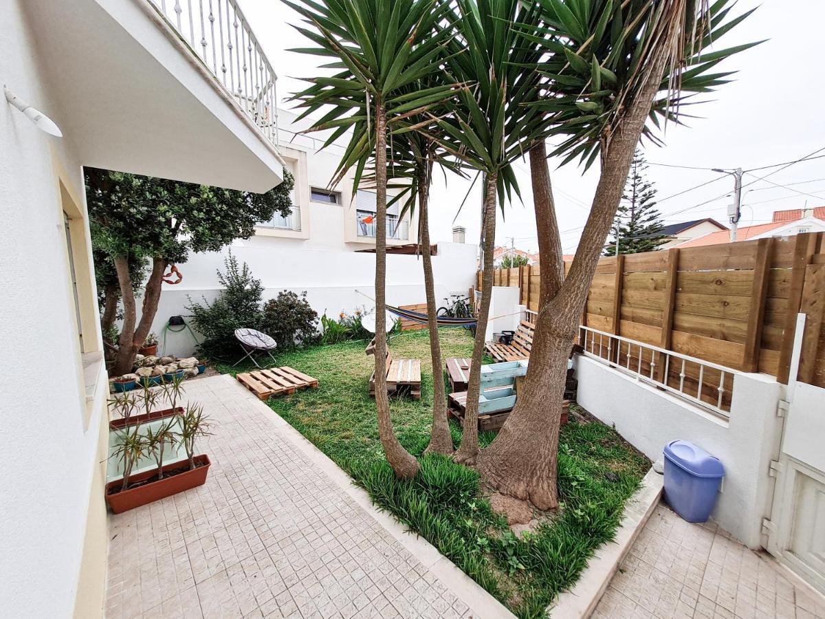 Cloud To Chill Surfhouse Baleal Hostel Ferrel  Exterior photo